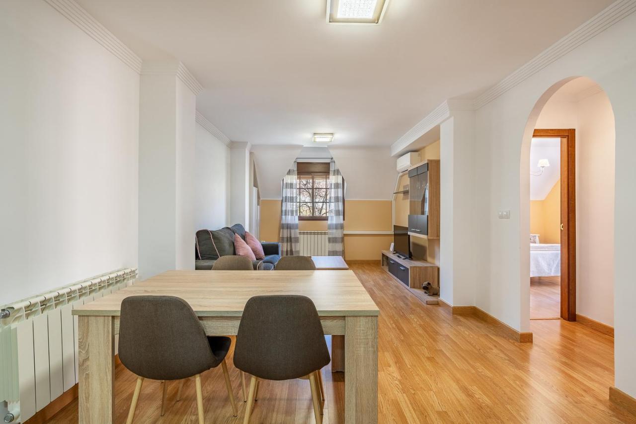 מונאצ'יל Apartamento Ladera De Sierra Nevada מראה חיצוני תמונה